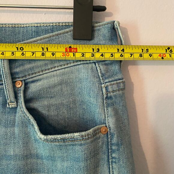 Mother Women's size 27 The Stunner Ankle Fray in Dreamer Distressed Button Fly - Picture 15 of 15